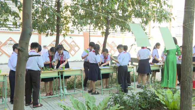 Triển khai bộ tiêu chí trường học hạnh phúc tại các cơ sở giáo dục sau sáp nhập- Ảnh 10. Triển khai bộ tiêu chí trường học hạnh phúc tại các cơ sở giáo dục sau sáp nhập- Ảnh 10.