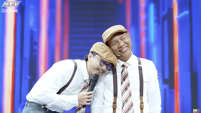 A.I là ai? - Tập 8: Sân khấu kịch "đội lốt" công nghệ - Ảnh 4.