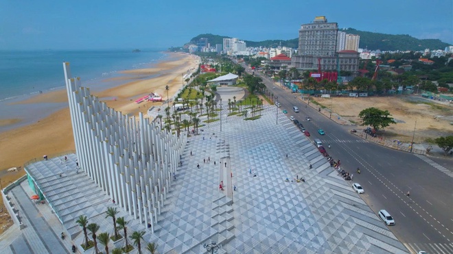 Vươn khơi - Ngày 13/12/25 | TP. Hồ Chí Minh: “Cửa ngõ” kết nối quốc tế qua trung tâm tài chính mới - Ảnh 1.