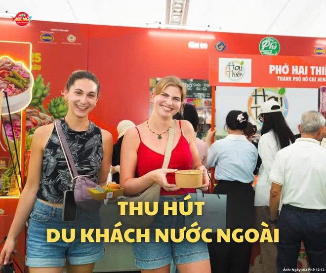 NewZround: Hơn 1.000 tô phở lan tỏa hương vị Việt trong Ngày của Phở 2025- Ảnh 3. NewZround: Hơn 1.000 tô phở lan tỏa hương vị Việt trong Ngày của Phở 2025- Ảnh 3.