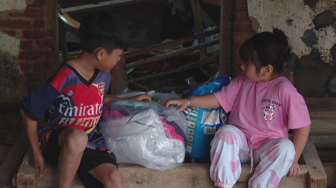 Quỹ Chung một tấm lòng: Hành trình san sẻ yêu thương và thắp lên niềm tin hướng về miền Trung- Ảnh 7. Quỹ Chung một tấm lòng: Hành trình san sẻ yêu thương và thắp lên niềm tin hướng về miền Trung- Ảnh 7.