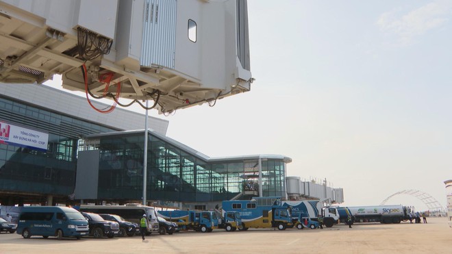 Sân bay Long Thành đón thành công chuyến bay kỹ thuật thử nghiệm đầu tiên - Ảnh 3.