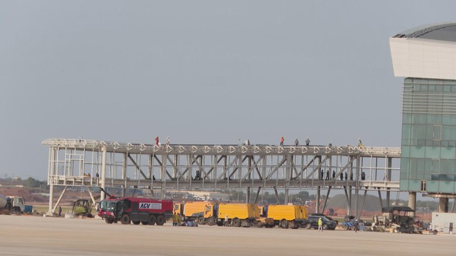 Sân bay Long Thành đón thành công chuyến bay kỹ thuật thử nghiệm đầu tiên - Ảnh 5.