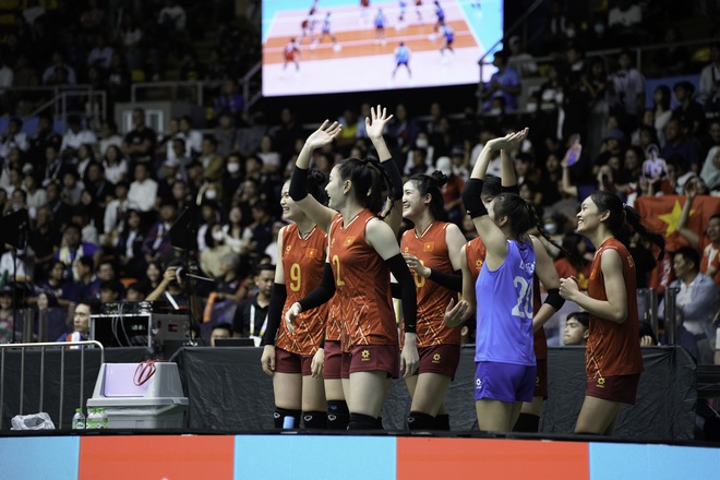 SEA Games 33: Chung kết kinh điển bóng chuyền nữ - Khoảnh khắc đáng nhớ - Ảnh 9.