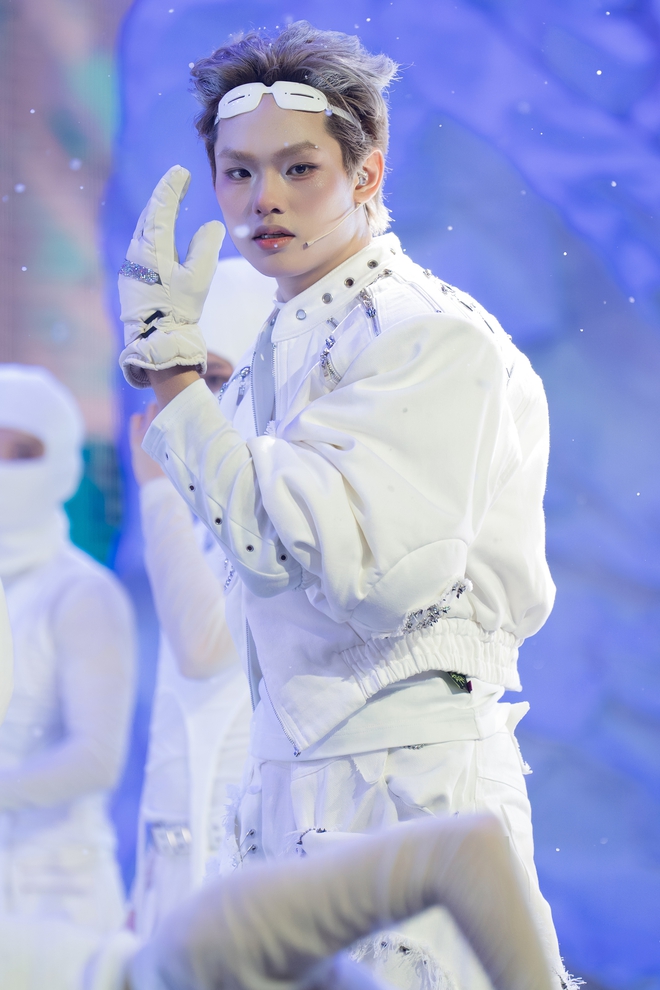 Anh trai buitruonglinh: Từ "thủ khoa Học viện" đến "Anh trai Tương lai" - Ảnh 1.