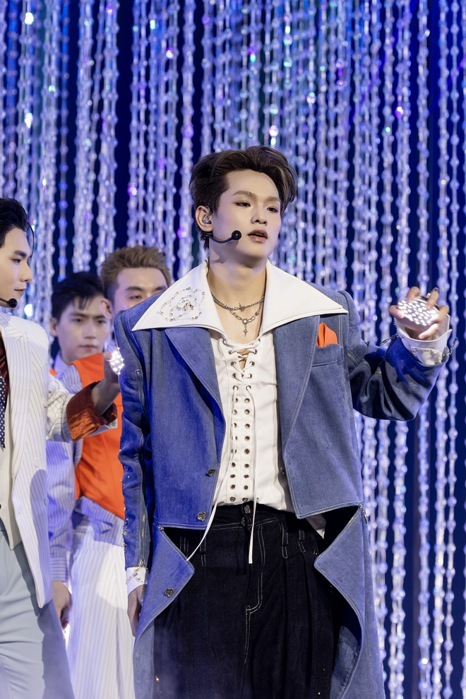 Anh trai buitruonglinh: Từ "thủ khoa Học viện" đến "Anh trai Tương lai" - Ảnh 3.