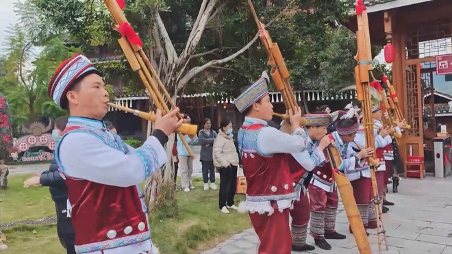 Rộn ràng Tết Nulun của người Miêu ở Quảng Tây - Ảnh 3.