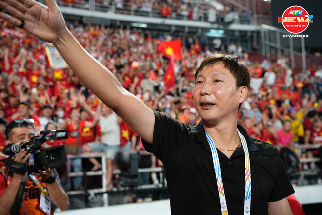 Khoảnh khắc "vỡ òa cảm xúc" của các tuyển thủ U22 Việt Nam sau chiến thắng trước Thái Lan- Ảnh 1. Khoảnh khắc "vỡ òa cảm xúc" của các tuyển thủ U22 Việt Nam sau chiến thắng trước Thái Lan- Ảnh 1.