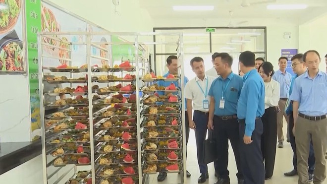 Nhiều hoạt động chăm lo đoàn viên, người lao động đã được công đoàn các cấp triển khai trong năm 2025 - Ảnh 5.