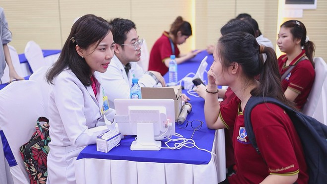 Phòng ngừa mụn trứng cá và bệnh lây truyền qua đường tình dục cho sinh viên - Ảnh 4.