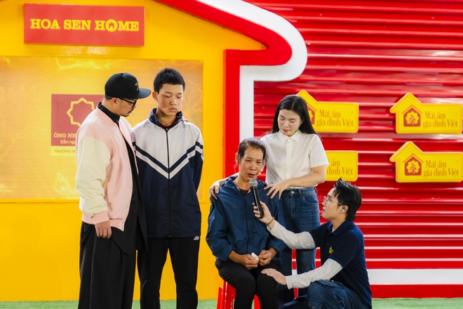 Huỳnh Lập xót xa cậu bé 13 tuổi gồng mình trưởng thành để lo cho mẹ - Ảnh 5.