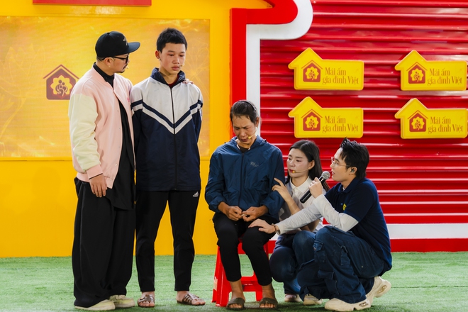 Huỳnh Lập xót xa cậu bé 13 tuổi gồng mình trưởng thành để lo cho mẹ - Ảnh 6.