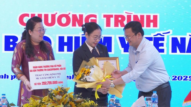 Thêm cơ hội chăm sóc sức khỏe cho người khó khăn tại TP. Hồ Chí Minh - Ảnh 2.