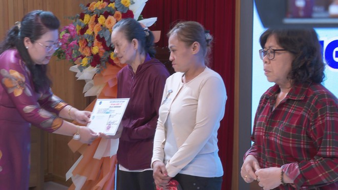 Thêm cơ hội chăm sóc sức khỏe cho người khó khăn tại TP. Hồ Chí Minh - Ảnh 3.