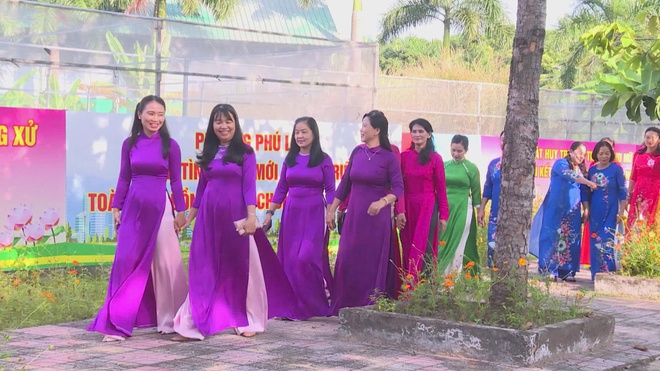 Lan tỏa phong trào “Thành phố muôn sắc hoa” - Ảnh 1.