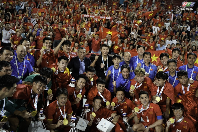 Ngược dòng quả cảm, U22 Việt Nam vô địch SEA Games 33 - Ảnh 19.