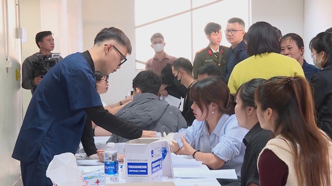 Triển khai khám bệnh miễn phí cho công nhân tại 7 tỉnh thành đến hết quý I/2026 - Ảnh 2.