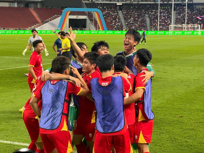 Ngược dòng quả cảm, U22 Việt Nam vô địch SEA Games 33 - Ảnh 8.