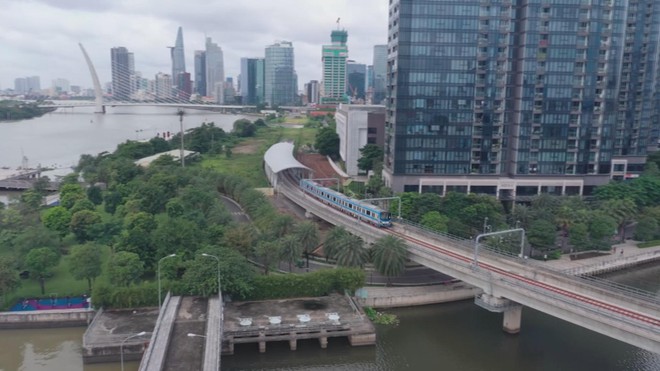 Tuyến Metro số 1 phục vụ gần 19 triệu lượt hành khách sau 1 năm đưa vào khai thác - Ảnh 9.