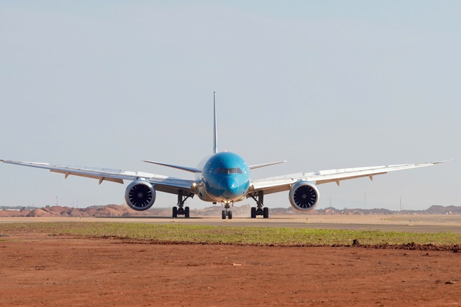 Vietnam Airlines thực hiện chuyến bay chở khách đầu tiên tại Sân bay Long Thành - Ảnh 8.
