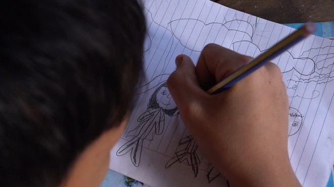 Em Quang Hiệp mồ côi cha mẹ, cùng chị gái nương tựa ngoại già yếu - Ảnh 7.