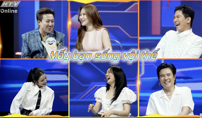 A.I Là Ai? - Tập 9: Võ Hạ Trâm "bóc phốt" Hương Tràm ngay trên sân khấu- Ảnh 2.