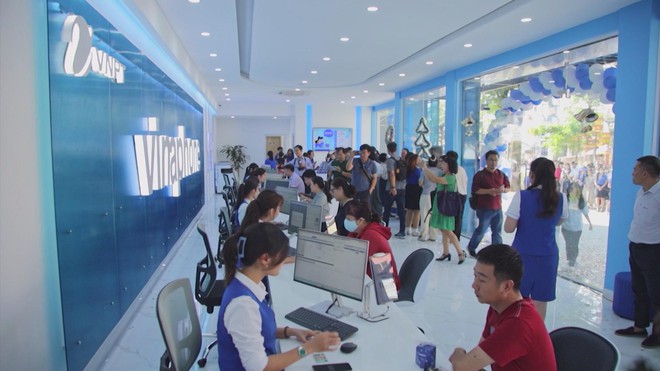 VNPT vận hành điểm giao dịch số không giấy đầu tiên tại TP. Hồ Chí Minh- Ảnh 3.