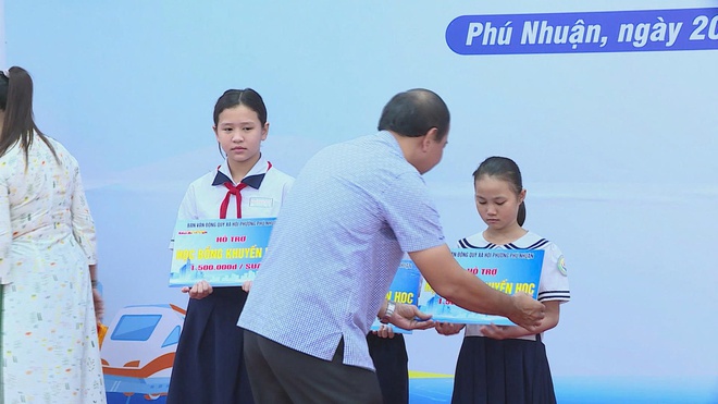 Phường Phú Nhuận ra mắt điểm an sinh xã hội: Lan tỏa tinh thần "Đoàn kết - Nghĩa tình"- Ảnh 3.