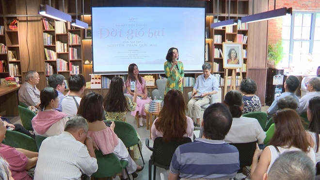 Nhà văn Nguyễn Phan Quế Mai kể câu chuyện Việt Nam qua "Đời gió bụi"- Ảnh 3.