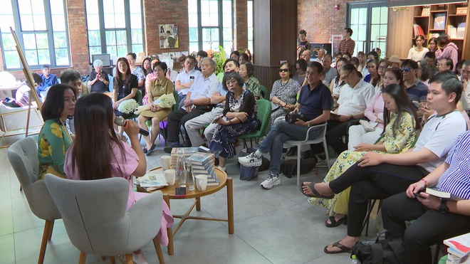 Nhà văn Nguyễn Phan Quế Mai kể câu chuyện Việt Nam qua "Đời gió bụi"- Ảnh 4.