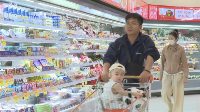 Giữ nhịp sống khoẻ giữa mùa mua sắm cuối năm - Ảnh 3.