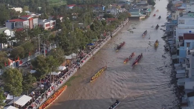 60 Giây ngày 22/12/2025 | Khánh thành căn nhà đầu tiên trong "Chiến dịch Quang Trung" tại Lâm Đồng - Ảnh 3.