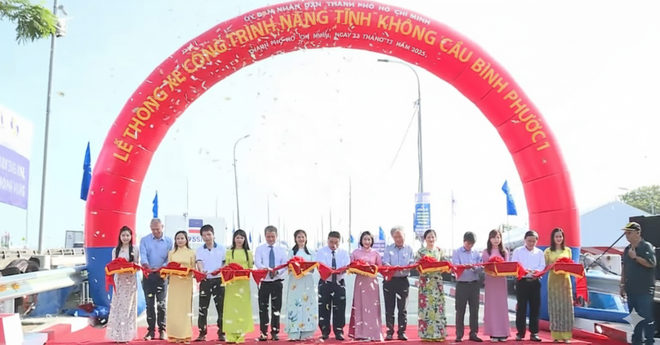 Thông xe cầu Bình Phước 1 sau khi nâng tĩnh không thêm 1,25 mét - Ảnh 1.