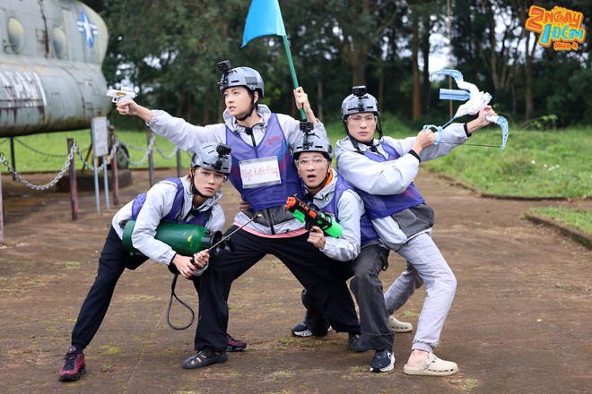 Cris Phan - HIEUTHUHAI giải mật mã “siêu đỉnh”, Tăng Duy Tân rơi vào thế “1 chọi 4” - Ảnh 3.