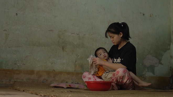 Lớn lên trong gian khó, Minh Hằng hiểu chuyện đến đau lòng - Ảnh 6.