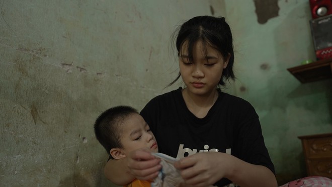 Lớn lên trong gian khó, Minh Hằng hiểu chuyện đến đau lòng - Ảnh 5.