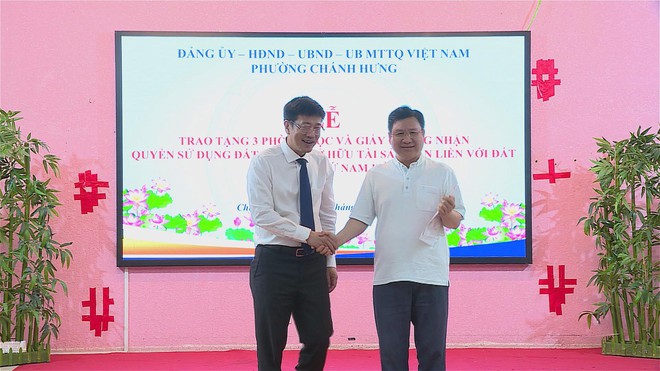 Chắp cánh ước mơ học đường: Phường Chánh Hưng trao tặng 3 phòng học cho Giáo xứ Nam Hải - Ảnh 4.