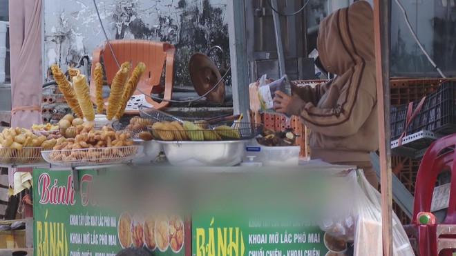 Liên tiếp ngộ độc bánh mì: Cảnh báo an toàn thực phẩm đường phố- Ảnh 5.