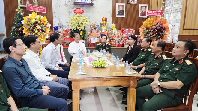 Tiếp xúc cử tri xã Phước Thành sau kỳ họp thứ 10, Quốc hội khóa XV - Ảnh 8.