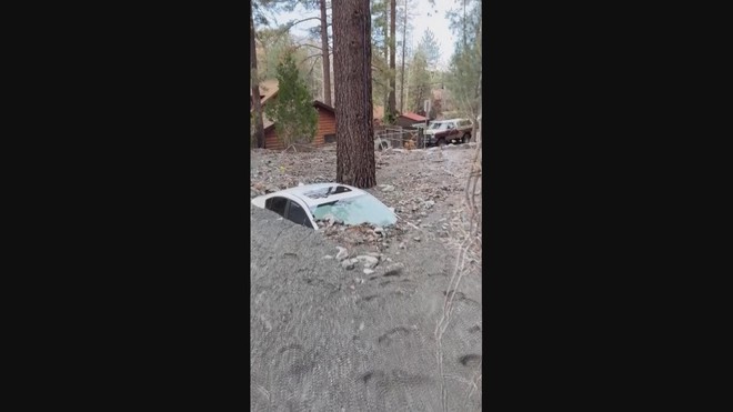 Mỹ: Miền Nam bang California ngập nặng do mưa lớn - Ảnh 2.