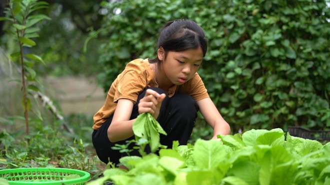 Bảo Ngọc: Ước mơ duy nhất là mua cho bà một bộ quần áo mới - Ảnh 3.