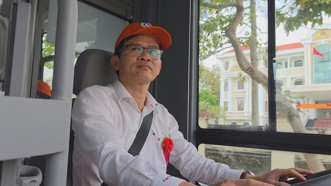 Chính thức đưa vào vận hành tuyến xe buýt điện đầu tiên tại đặc khu Côn Đảo - Ảnh 6.