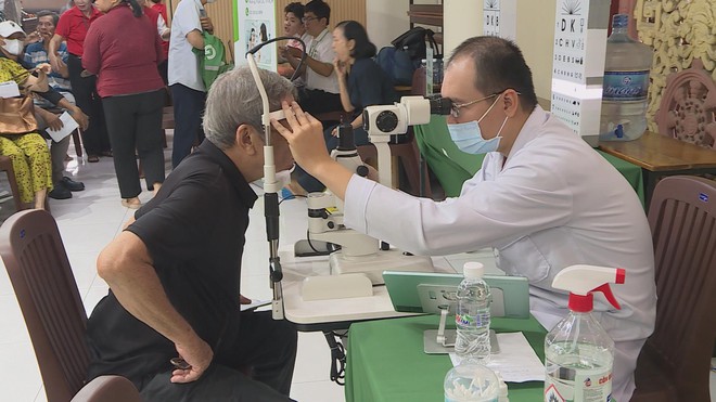 TP. Hồ Chí Minh: Chăm lo sức khỏe cho người cao tuổi có hoàn cảnh khó khăn- Ảnh 3. TP. Hồ Chí Minh: Chăm lo sức khỏe cho người cao tuổi có hoàn cảnh khó khăn- Ảnh 3.