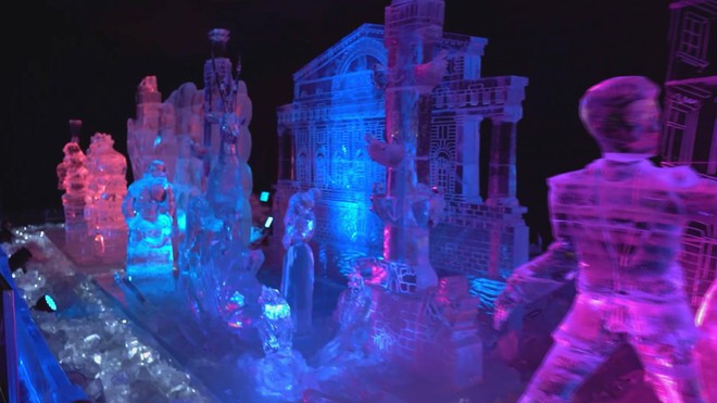 Nga: Lung linh triển lãm điêu khắc băng- Ảnh 3. Nga: Lung linh triển lãm điêu khắc băng- Ảnh 3.