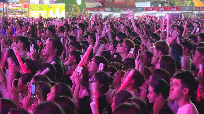 Hozo City Tết Fest 2025 thắp sáng không gian lễ hội bên sông Sài Gòn- Ảnh 9.