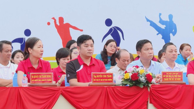 Hơn 1.700 vận động viên tham gia Đại hội Thể dục Thể thao phường Tam Thắng - Ảnh 3.