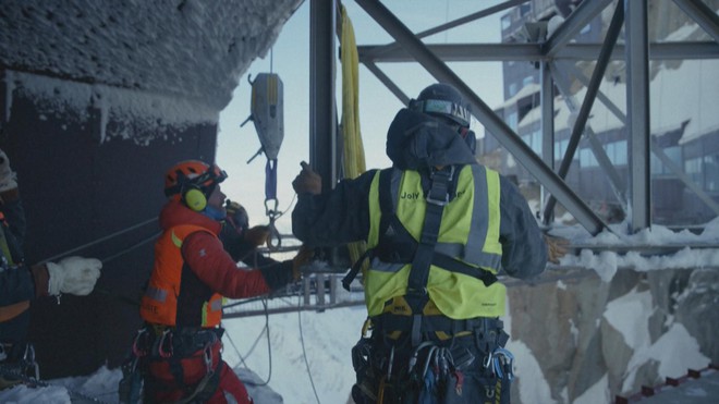 Chinh phục độ cao 4.000m: Thay cầu nối giữa mây trời - Ảnh 4.