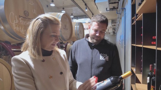 Người dân Bungari trước ngưỡng cửa đổi tiền lịch sử - Ảnh 5.