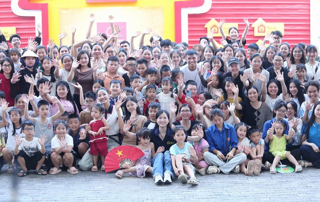 "Mái ấm gia đình Việt" lần đầu ghé Hải Phòng và Quảng Ninh - Ảnh 1.