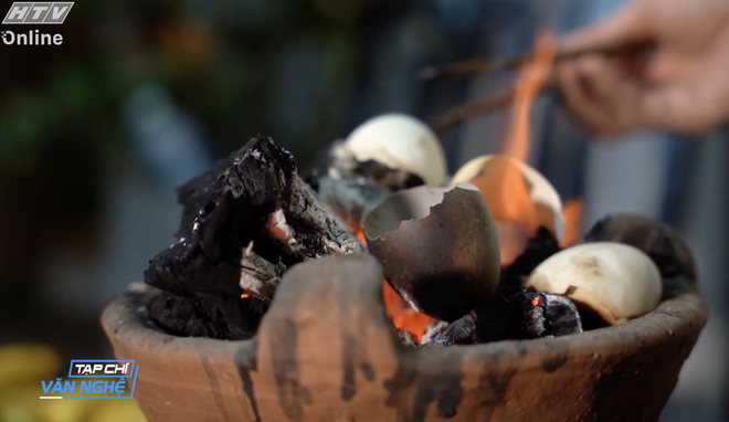 Họa sĩ Uyên Mai "nở một đóa trong ngần" - Tạp chí văn nghệ - Ảnh 5.